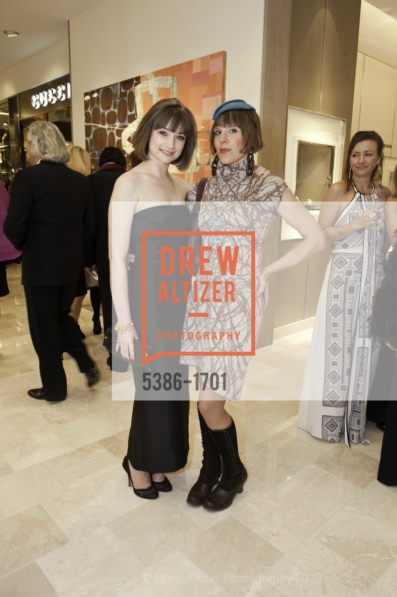 Kelly Daphour, Elwyn Crawford, NEIMAN MARCUS Walnut Creek Grand Opening Gala, US, March 8th, 2012, Photo #5386-1701 Kelly Daphour, Elwyn Crawford, Photo #5386-1701