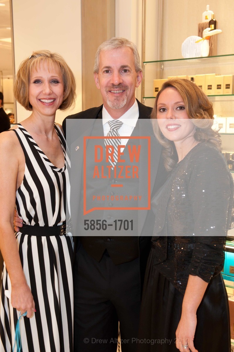 Alisa McCormac, Scott McCormac, Carolyn Cadigan, Photo #5856-1701