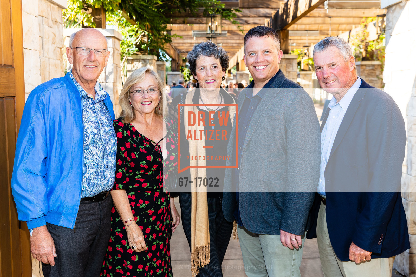 Group of guests at Banjos Bourbon A Benefit for the Green