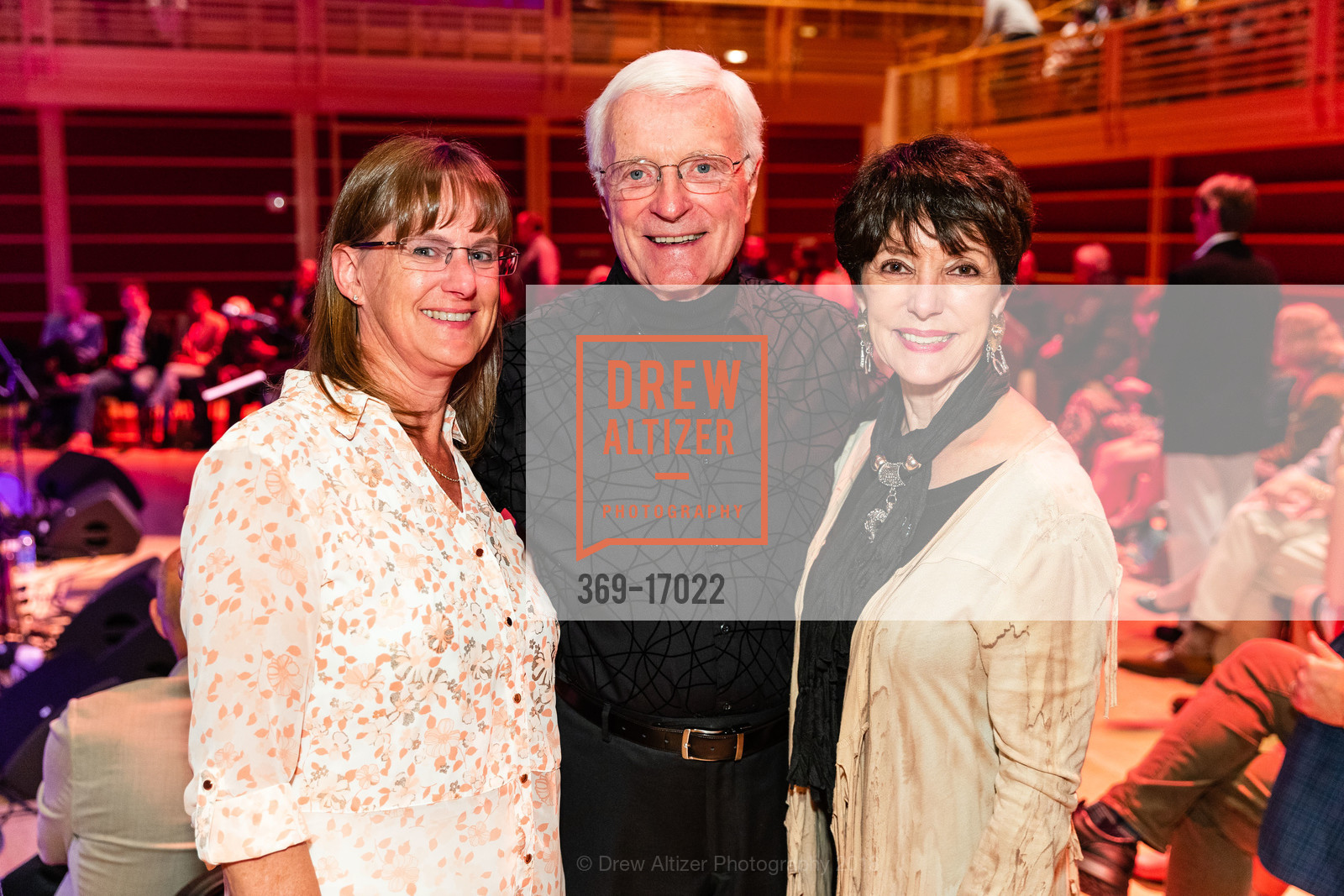 Jennifer Jensen, Larry Simmons, Jackie Simons, Banjos & Bourbon - A Benefit for the Green Music Center, Green Music Center. 1801 E Cotati Avenue, Rohnert Park, CA 94928, September 15th, 2018, Photo #369-17022 Jennifer Jensen, Larry Simmons, Jackie Simons, Photo #369-17022