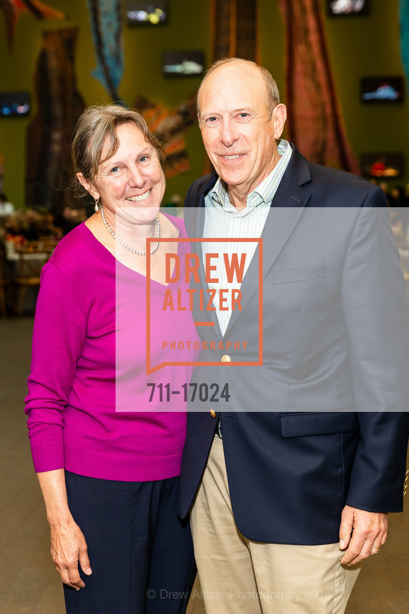 Carol Selig, Rand Selig, FAMSF Annual Donors’ Luncheon, de Young Museum, September 17th, 2018, Photo #711-17024 Carol Selig, Rand Selig, Photo #711-17024