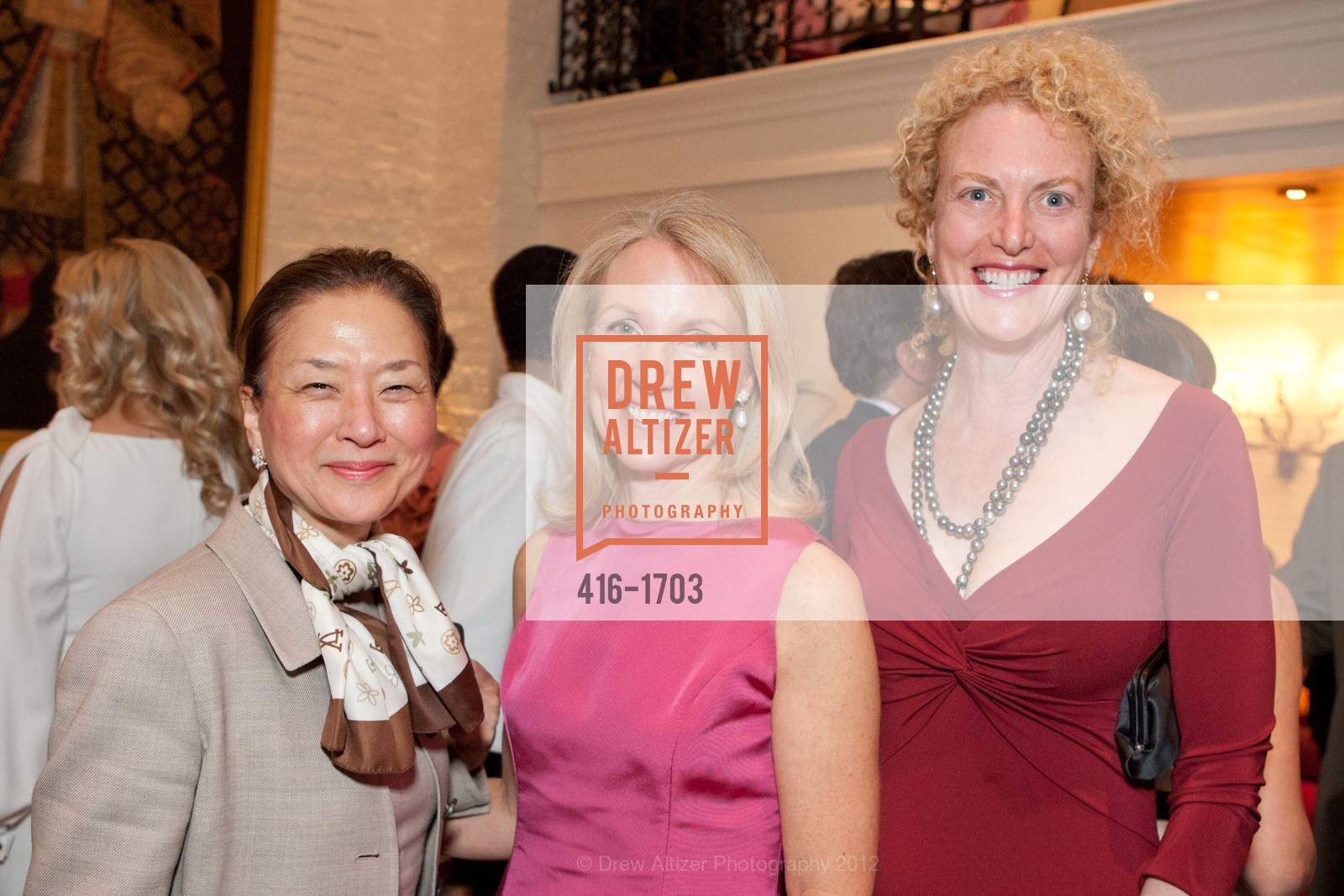 Olivia Decker, Ann Girard, Karen Winslow, SF Opera Spring Gala Pre-Party, US, March 8th, 2012, Photo #416-1703 Olivia Decker, Ann Girard, Karen Winslow, Photo #416-1703