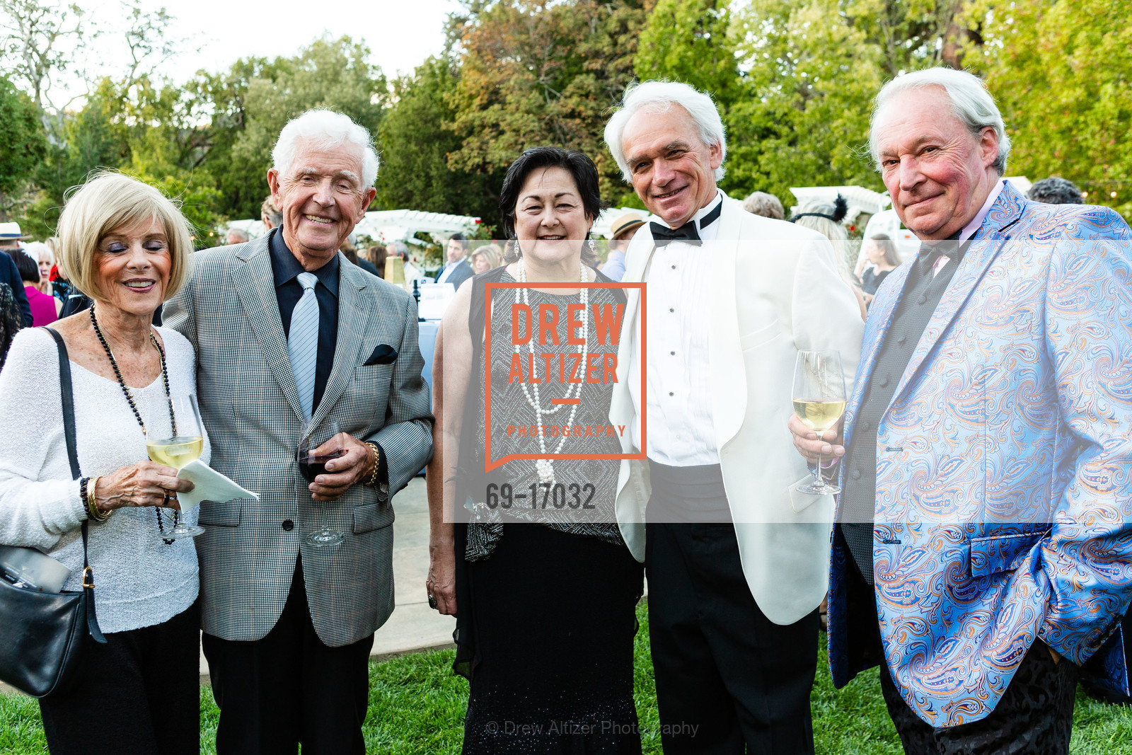 Frankie Baxter, Patrick Hunt, Mary Denton, Monte Deignan, Davy Crockett, SIDE BY SIDE hosts Reach for the Stars 2018, SIDE BY SIDE. 1 Locust Ave., San Rafael, California, Photo #69-17032 Frankie Baxter, Patrick Hunt, Mary Denton, Monte Deignan, Davy Crockett, Photo #69-17032