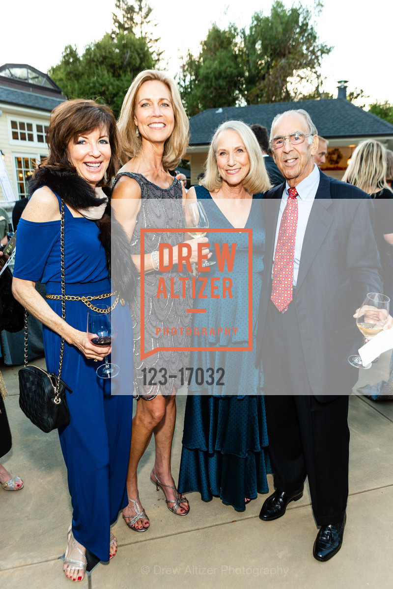 Leslie Harari, Kristen Bennett, Bobbie Garber, Tom Garber, SIDE BY SIDE hosts Reach for the Stars 2018, SIDE BY SIDE. 1 Locust Ave., San Rafael, California, Photo #123-17032 Leslie Harari, Kristen Bennett, Bobbie Garber, Tom Garber, Photo #123-17032