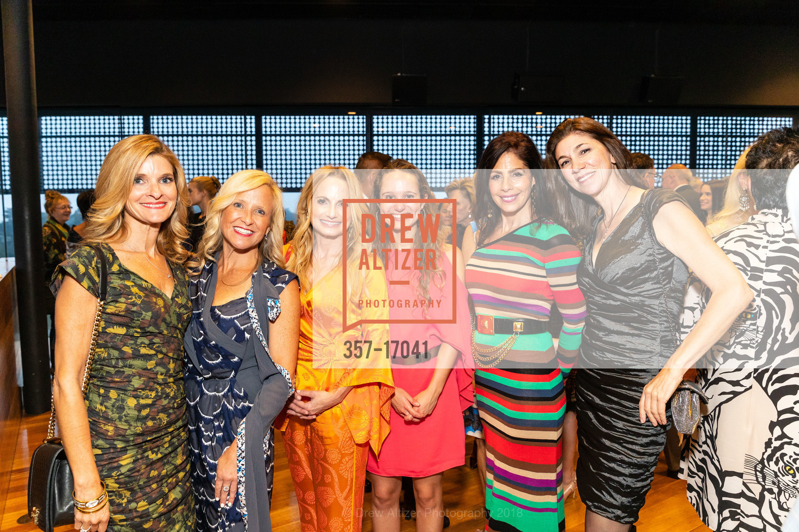 Amy Sanford, Molly Stadum, Robin Laub, Courtney Laub, Gina Barron, Jill Grossman, Contemporary Muslim Fashions Donor Opening at the de Young, de Young Musuem, September 21st, 2018, Photo #357-17041 Amy Sanford, Molly Stadum, Robin Laub, Courtney Laub, Gina Barron, Jill Grossman, Photo #357-17041