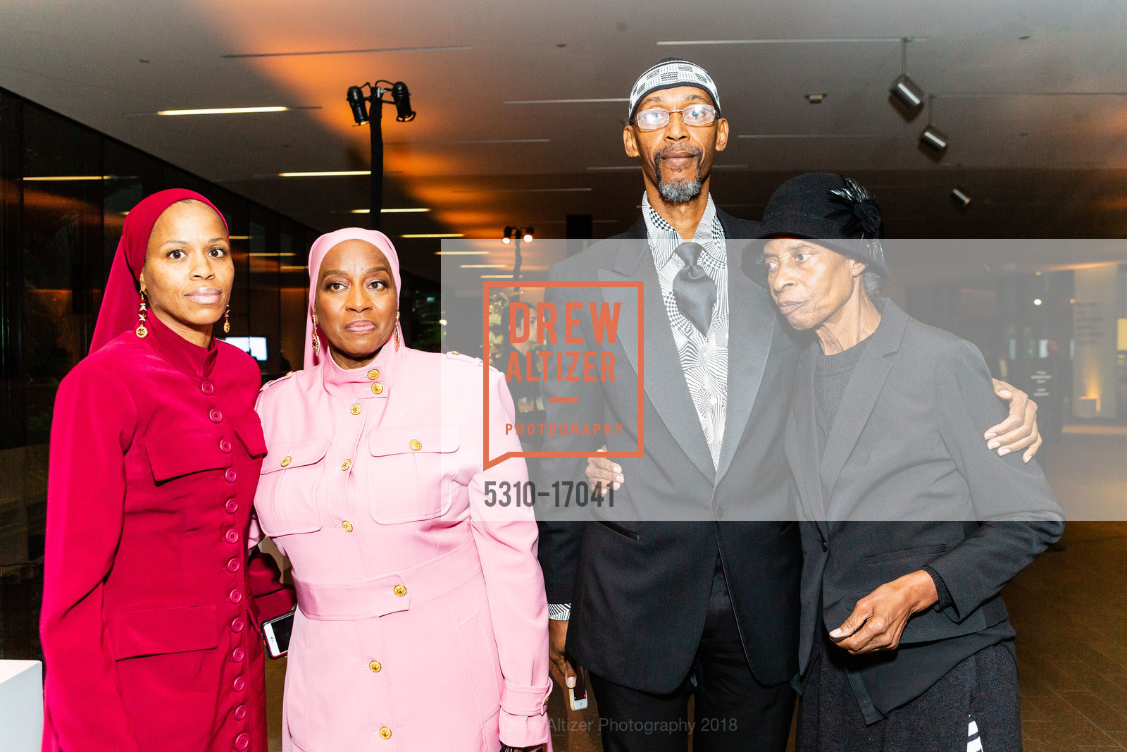 Carmen Williams, Carmen Muhammad, Baseem Abel Aziz, Anita Rashid, Contemporary Muslim Fashions Donor Opening at the de Young, de Young Musuem, September 21st, 2018, Photo #5310-17041 Carmen Williams, Carmen Muhammad, Baseem Abel Aziz, Anita Rashid, Photo #5310-17041