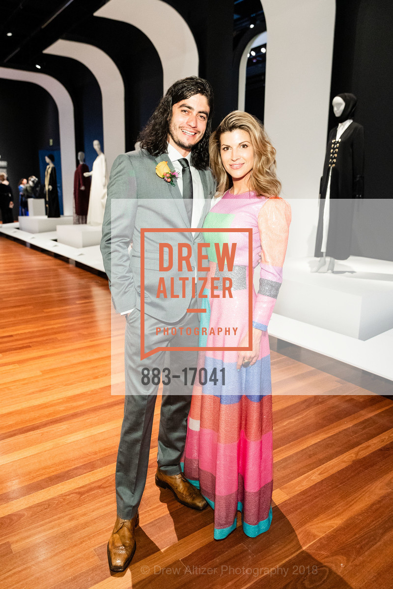 Christo Oropeza, Linda Butler, Contemporary Muslim Fashions Donor Opening at the de Young, de Young Musuem, September 21st, 2018, Photo #883-17041 Christo Oropeza, Linda Butler, Photo #883-17041