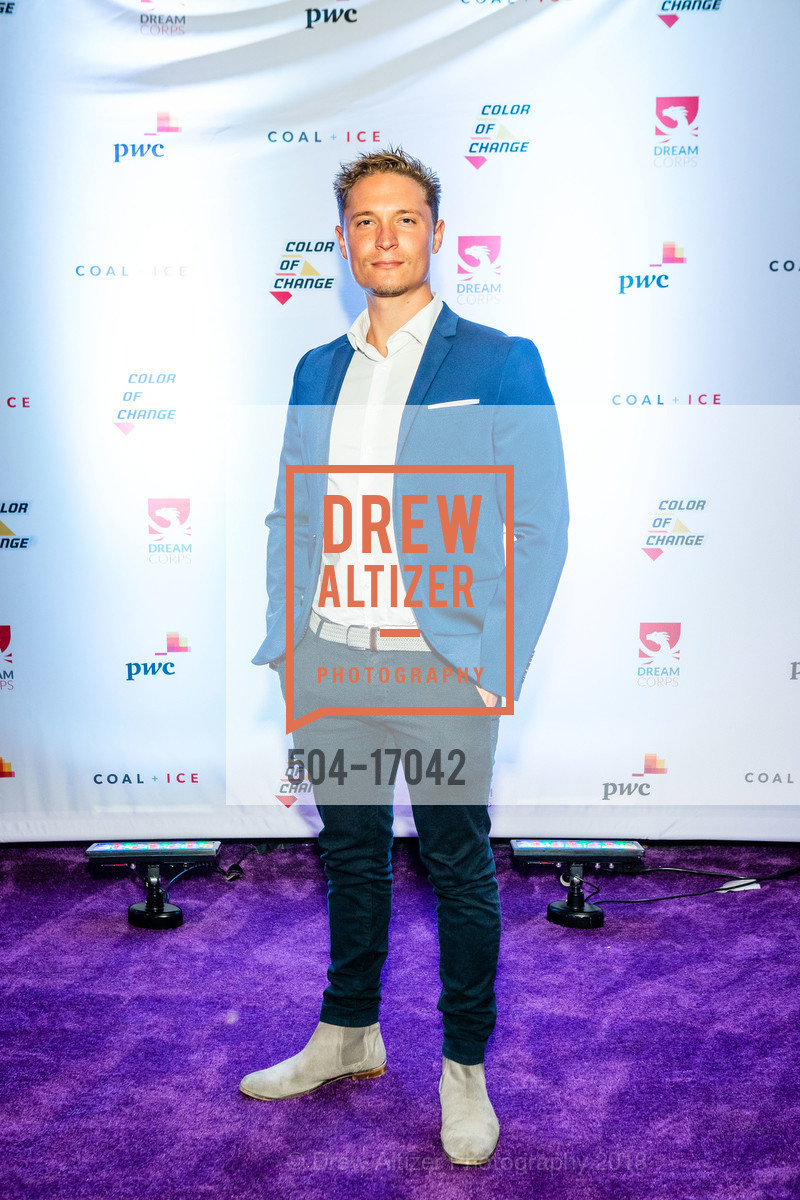 Elijah Allan-Blitz, Van Jones 50th Birthday Bash - A Benefit for The Dream Corps, Fort Mason, Festival Pavillion. 52 Chenery St, September 20th, 2018, Photo #504-17042 Elijah Allan-Blitz, Photo #504-17042
