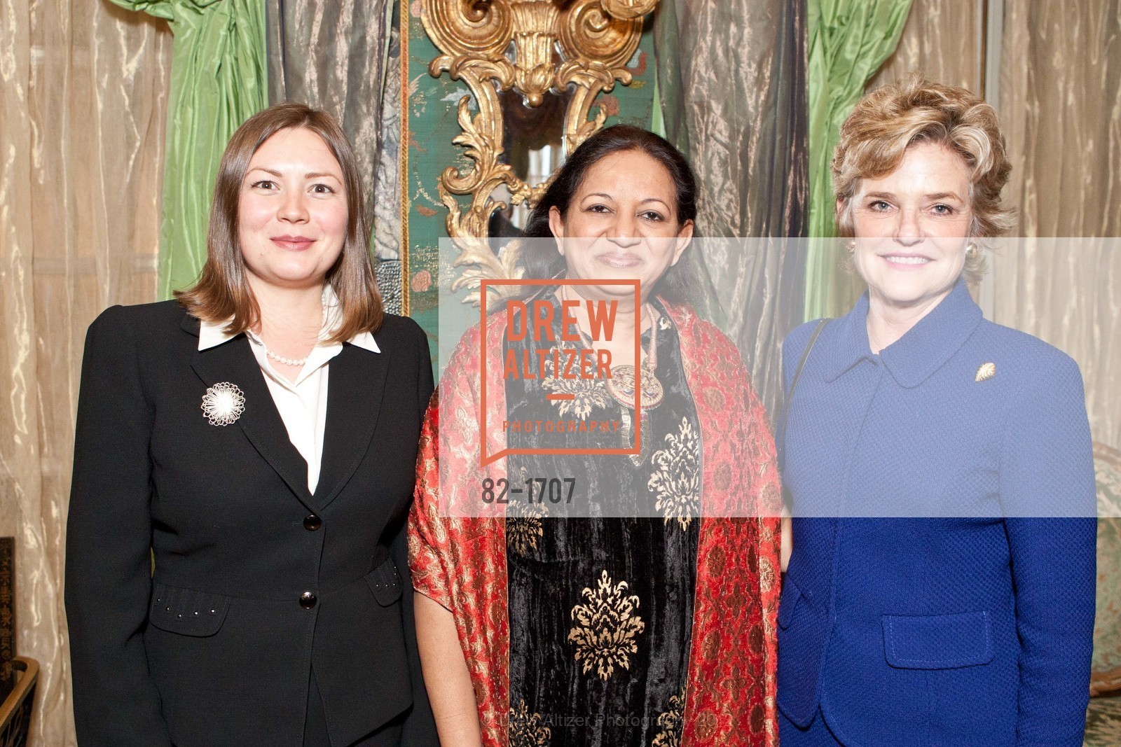 Mariia Eroshin, Meena Mehta, Dianne Barkley, GORDON GETTY Hosts From the Top, US, March 13th, 2012, Photo #82-1707 Mariia Eroshin, Meena Mehta, Dianne Barkley, Photo #82-1707