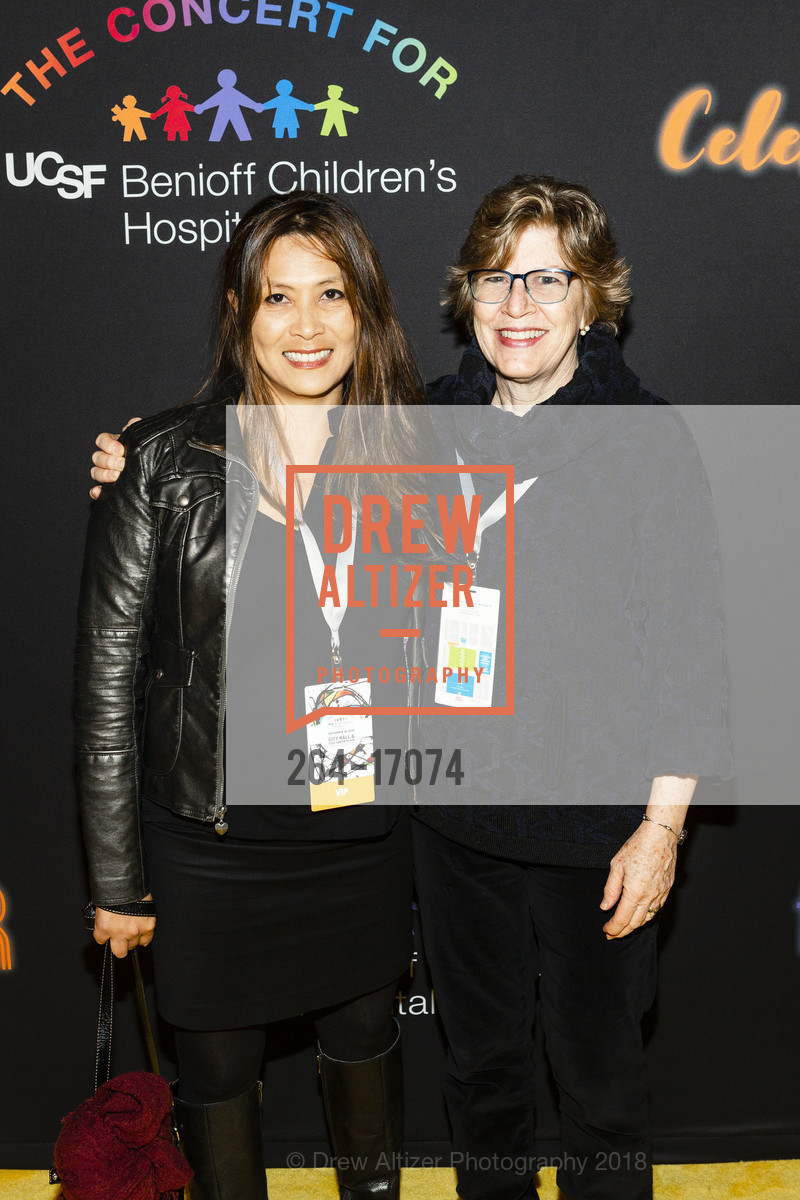 Laura Jacobson, Irish Criseno, Photo #264-17074
