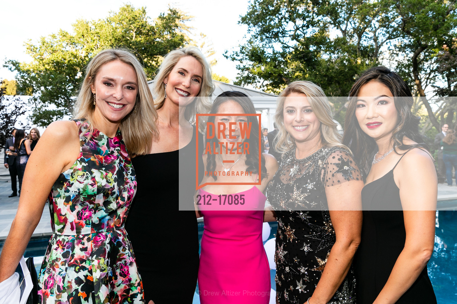 Wendy Bergh, Roberta Jurash, Minnie Sanford, Melodie Rubin, Danica Den, Curiodyssey Gala 2018, Private Residence, Photo #212-17085 Wendy Bergh, Roberta Jurash, Minnie Sanford, Melodie Rubin, Danica Den, Photo #212-17085
