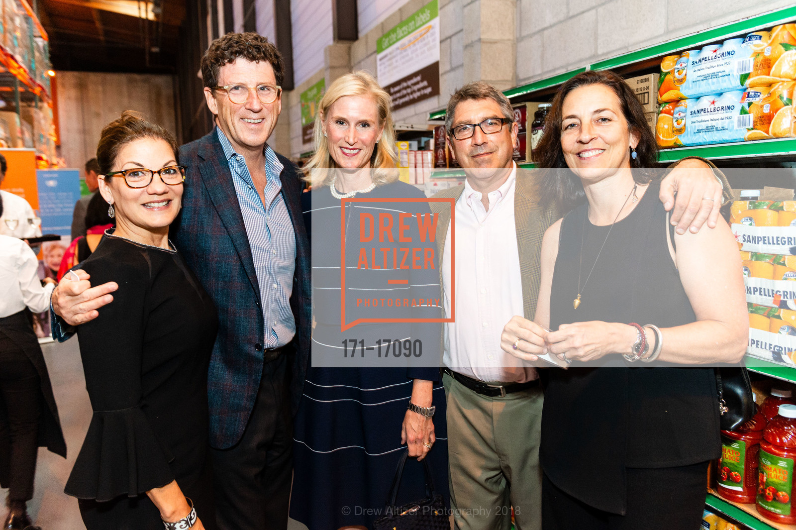 Allison Caccoma, Mike Mauzé, Alison Mauze, Greg Janetos, Rahel Crowley, One Big Table 2018, SF-Marin Food Bank. 900 Pennsylvania Ave, San Francisco, CA 94107, September 29th, 2018, Photo #171-17090 Allison Caccoma, Mike Mauzé, Alison Mauze, Greg Janetos, Rahel Crowley, Photo #171-17090