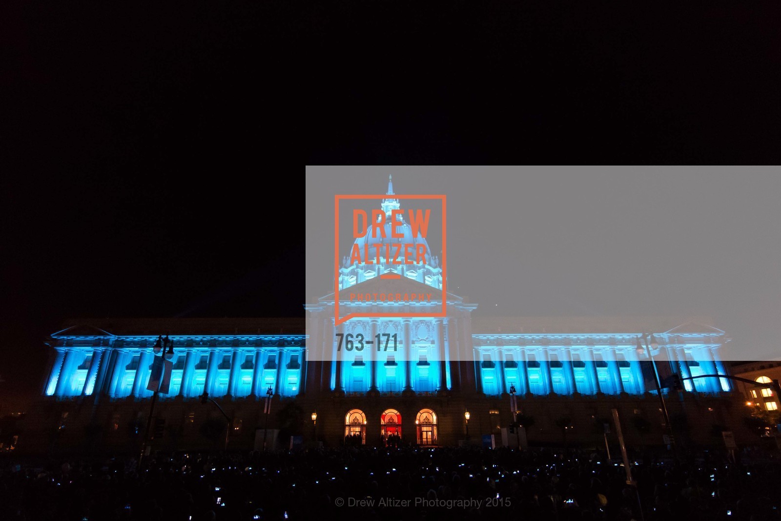 Atmosphere, Gucci & Vogue Dinner, Civic Center Plaza. Civic Center Plaza, June 19th, 2015, Photo #763-171 Atmosphere, Photo #763-171