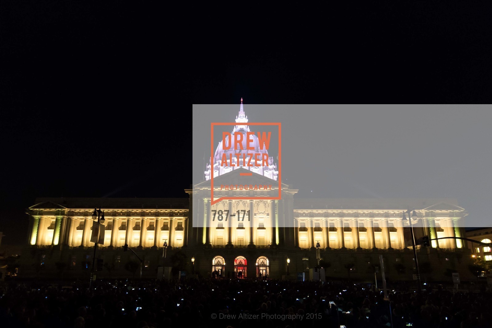 Atmosphere, Gucci & Vogue Dinner, Civic Center Plaza. Civic Center Plaza, June 19th, 2015, Photo #787-171 Atmosphere, Photo #787-171