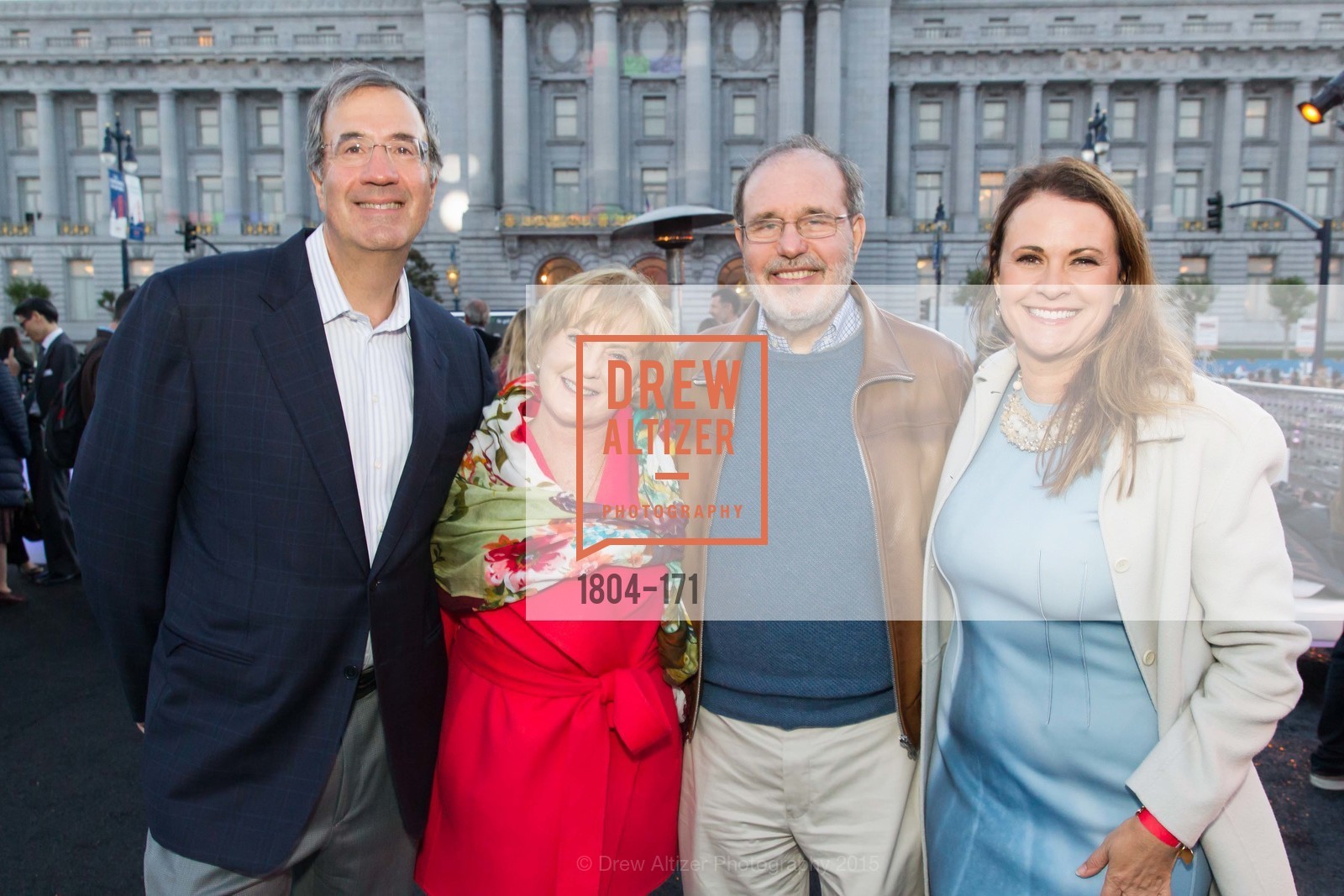 Fred Giafreda, Marie Lipman, Berry Lipman, Tanya Peterson, Gucci & Vogue Dinner, Civic Center Plaza. Civic Center Plaza, June 19th, 2015, Photo #1804-171 Fred Giafreda, Marie Lipman, Berry Lipman, Tanya Peterson, Photo #1804-171