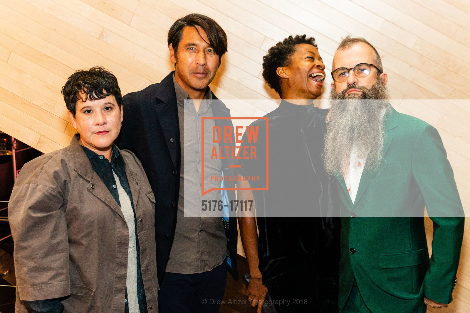 Clare Rojas, Barry McGee, Kara Walker, Ari Marcopoulos, SFMOMA Contemporary Vision Award 2018 Honoring Kara Walker, SFMOMA. 151 Third St, San Francisco, October 3rd, 2018, Photo #5176-17117 Clare Rojas, Barry McGee, Kara Walker, Ari Marcopoulos, Photo #5176-17117