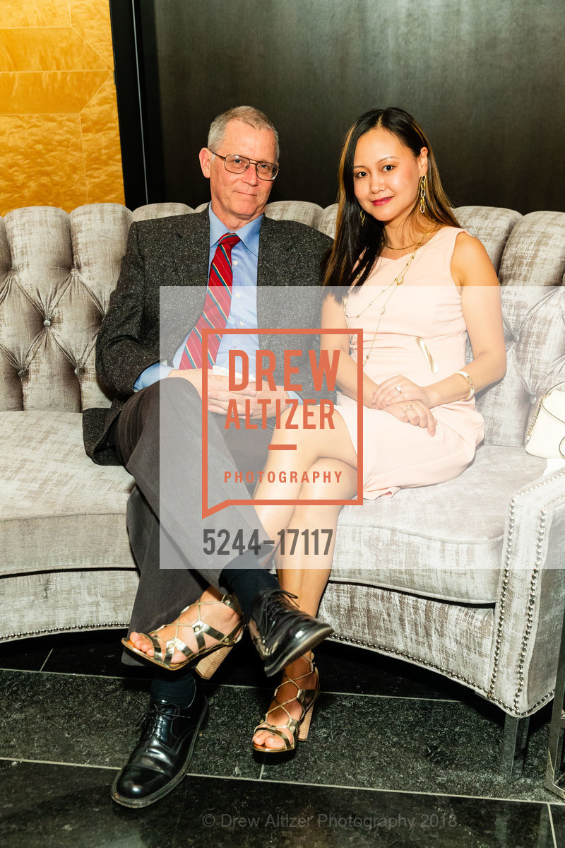 Steven Johnson, Qi Johnson, SFMOMA Contemporary Vision Award 2018 Honoring Kara Walker, SFMOMA. 151 Third St, San Francisco, October 3rd, 2018, Photo #5244-17117 Steven Johnson, Qi Johnson, Photo #5244-17117