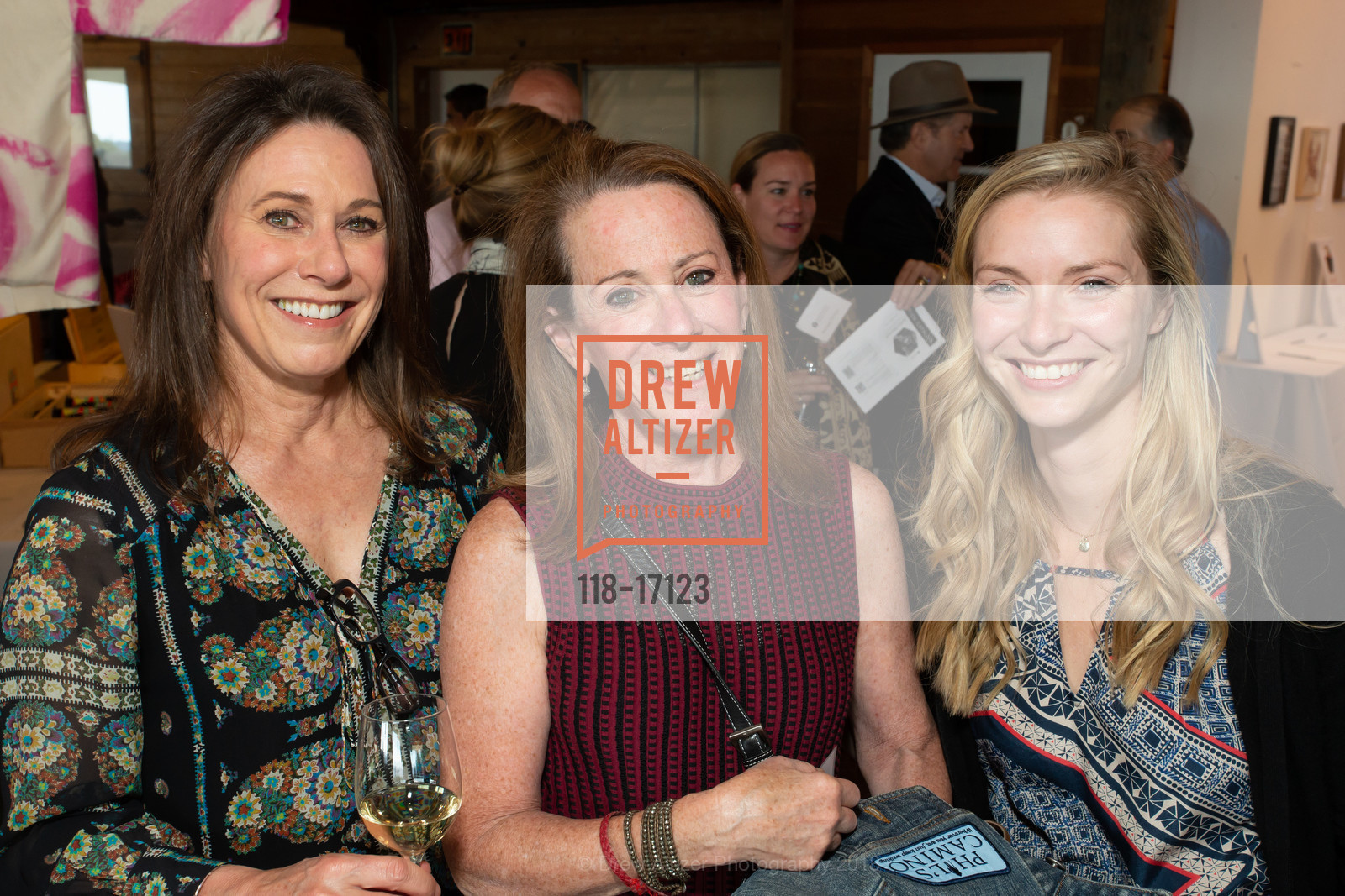 Diana Sutter, Shari Annes, Erika Sagrafena, Artful Harvest Benefit 2018 at Djerassi Resident Artists Program, Djerassi Resident Artists Program. 2325 Bear Gulch Road, October 7th, 2018, Photo #118-17123 Diana Sutter, Shari Annes, Erika Sagrafena, Photo #118-17123