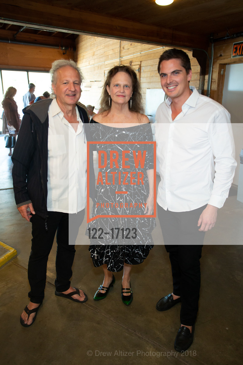 Dale Djerassi, Jeanne Finley, Peter Hemsley, Artful Harvest Benefit 2018 at Djerassi Resident Artists Program, Djerassi Resident Artists Program. 2325 Bear Gulch Road, October 7th, 2018, Photo #122-17123 Dale Djerassi, Jeanne Finley, Peter Hemsley, Photo #122-17123