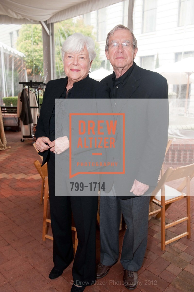 Betty Argabright, Jack Agrabright, TEACH FOR AMERICA 2012 Bay Area Benefit Dinner, US, March 20th, 2012, Photo #799-1714 Betty Argabright, Jack Agrabright, Photo #799-1714