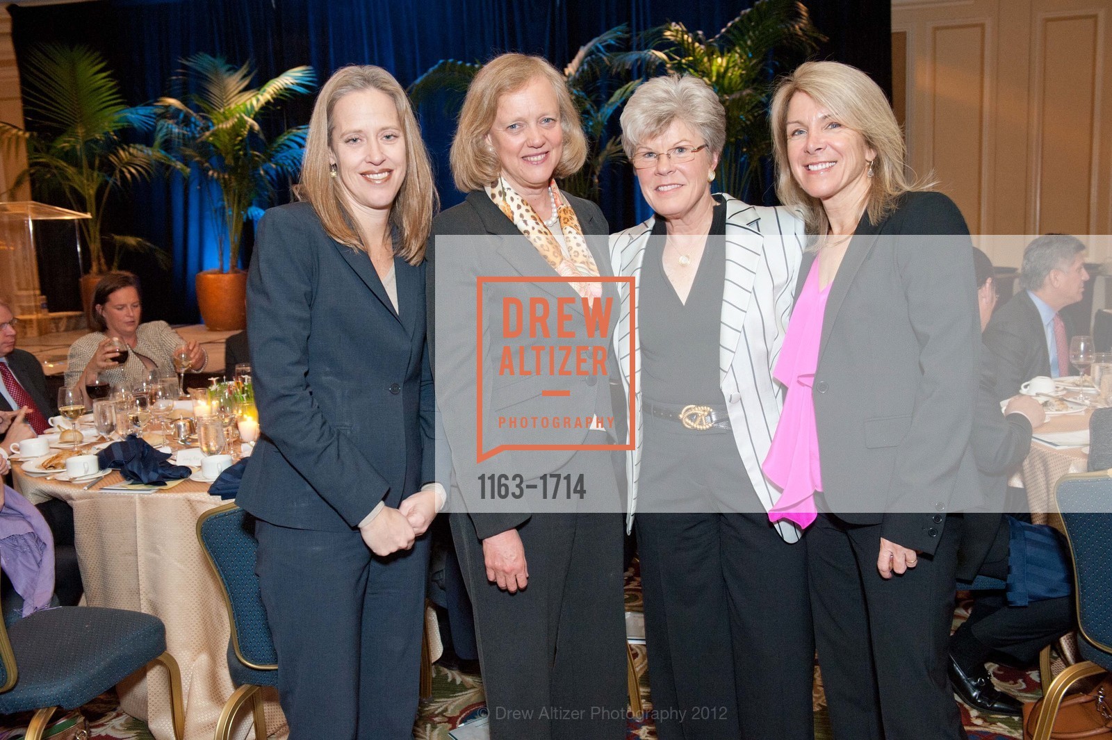 Wendy Kopp, Meg Whitman, Sharon Saunders, Ann Seclow, TEACH FOR AMERICA 2012 Bay Area Benefit Dinner, US, March 20th, 2012, Photo #1163-1714 Wendy Kopp, Meg Whitman, Sharon Saunders, Ann Seclow, Photo #1163-1714