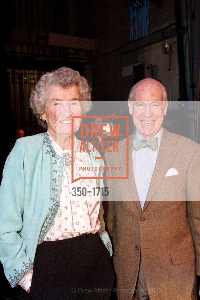 Joan Sadler, Bill Criss, AMERICAN CONSERVATORY THEATER: Producers Circle Dinner 2012, US, March 18th, 2012, Photo #350-1715 Joan Sadler, Bill Criss, Photo #350-1715