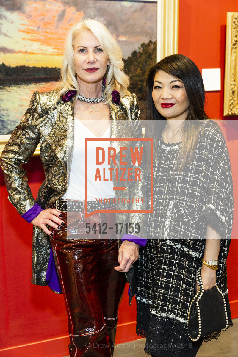 Holly Peterson, Betty Lin, The San Francisco Fall Art & Antiques Show Opening Nigh Preview Gala, Festival Pavilion, Fort Mason Center for Arts & Culture, October 10th, 2018, Photo #5412-17159 Holly Peterson, Betty Lin, Photo #5412-17159