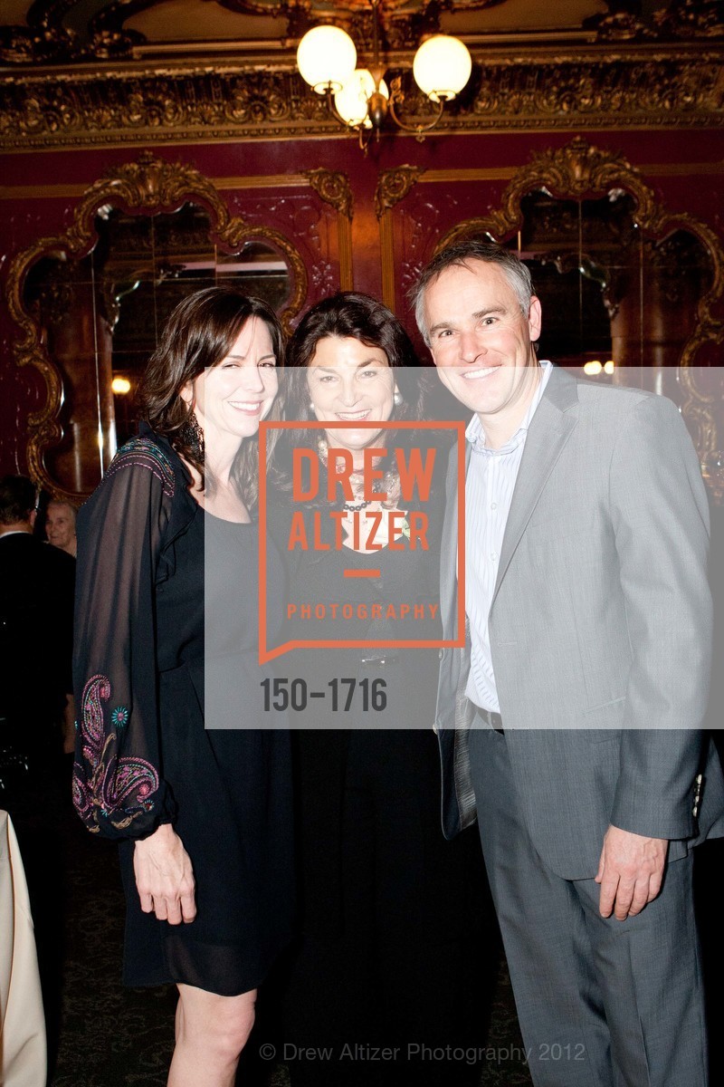 Sheila Lyons, Sheila Kelly, Leonard Lyons, Photo #150-1716