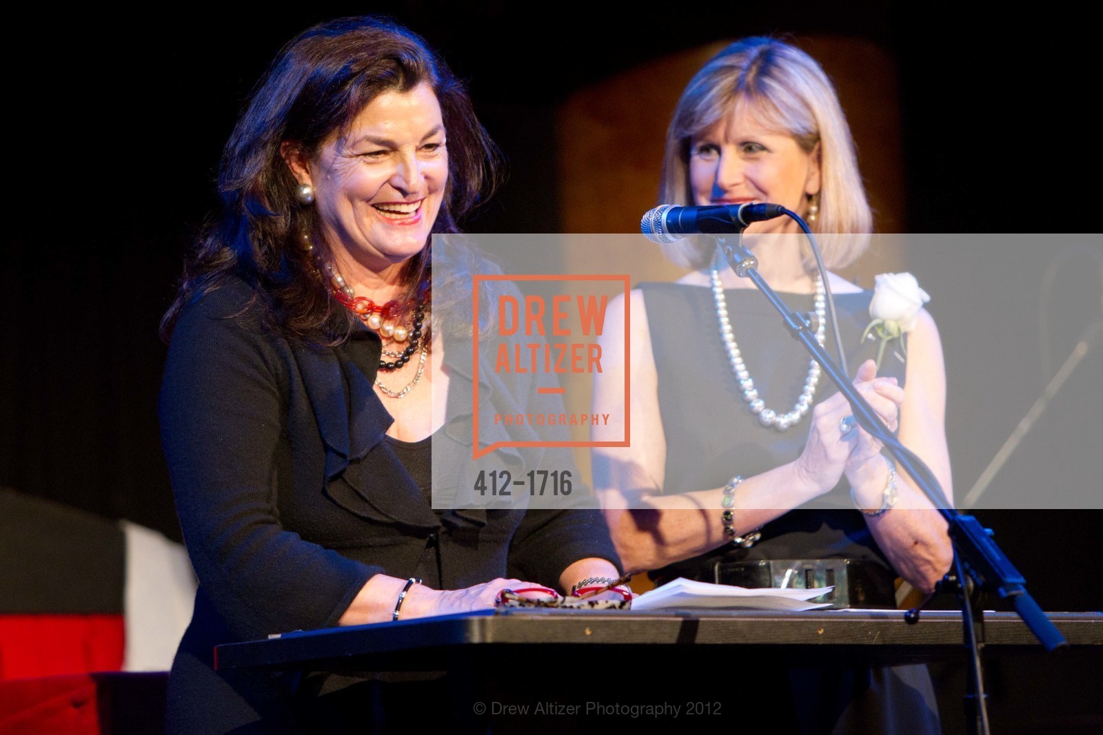 Sheila Kelly, Marion McGovern, EPIPHANY CENTER Presents the 15th Annual Benefit Party & Show: POPS WE HARDLY KNEW YA, US, March 22nd, 2012, Photo #412-1716 Sheila Kelly, Marion McGovern, Photo #412-1716