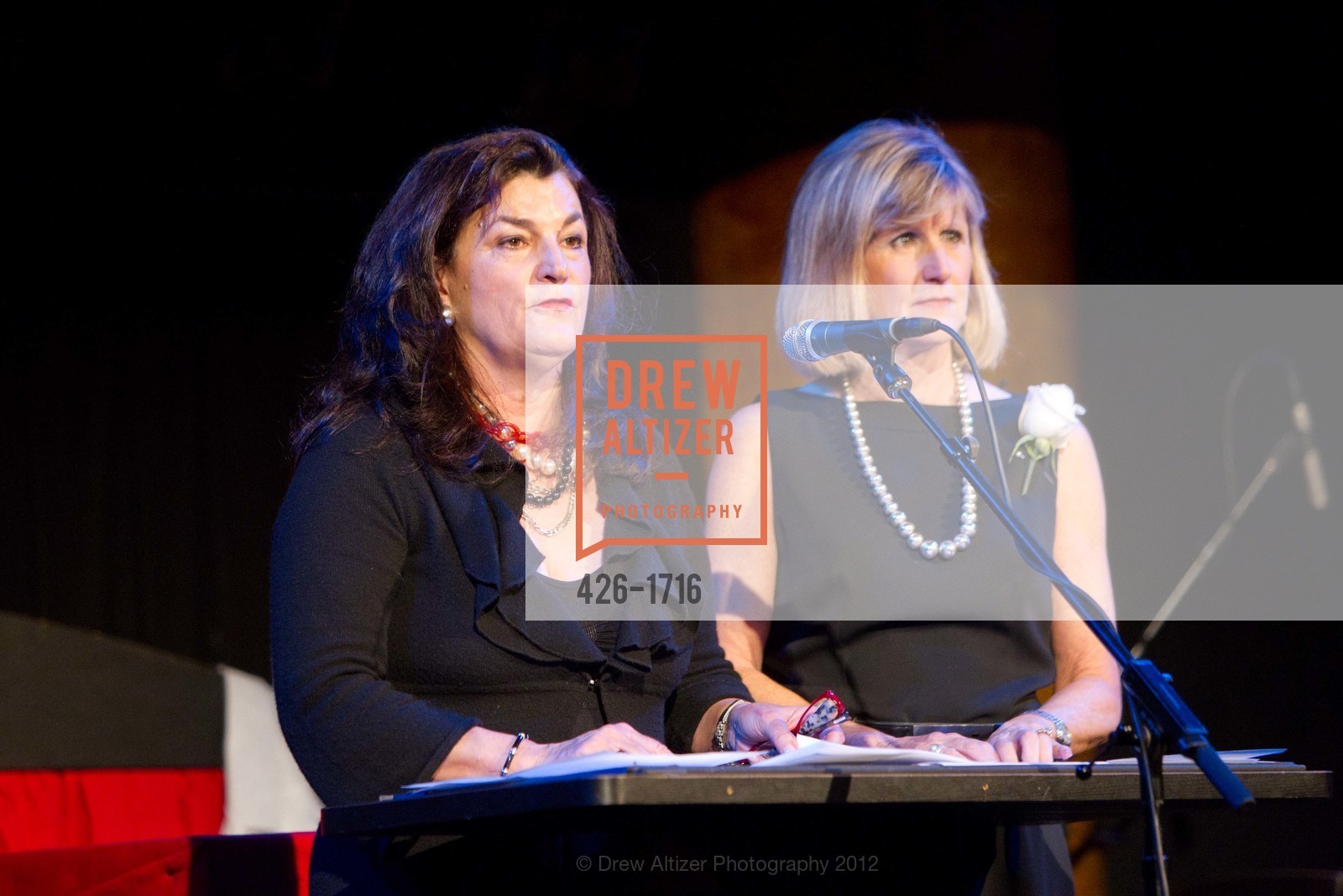 Sheila Kelly, Marion McGovern, EPIPHANY CENTER Presents the 15th Annual Benefit Party & Show: POPS WE HARDLY KNEW YA, US, March 22nd, 2012, Photo #426-1716 Sheila Kelly, Marion McGovern, Photo #426-1716