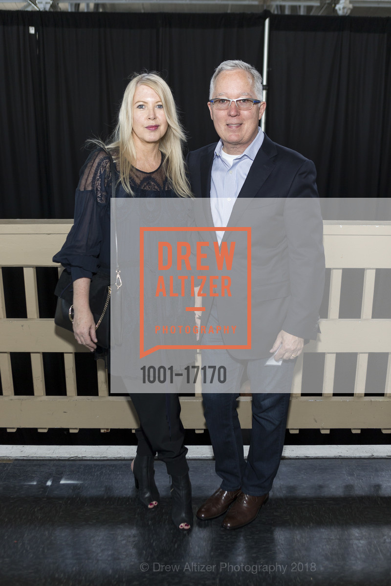 Tania Montgomery, Greg McIntyre, ICAA Designer Saturday Lunch and Lecture Honoring Charlotte Moss, Fort Mason, Mezzanine, October 13th, 2018, Photo #1001-17170 Tania Montgomery, Greg McIntyre, Photo #1001-17170