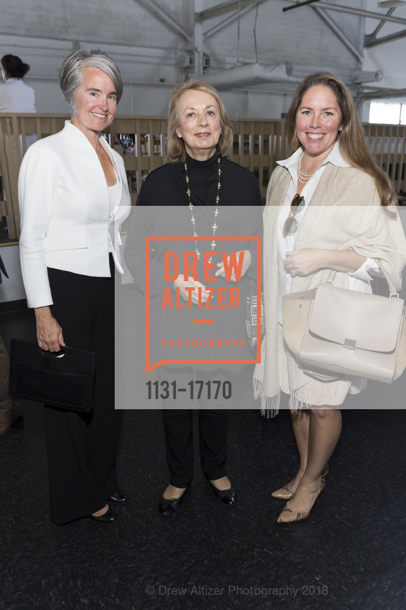 Sterling Mace, Nina Campbell, Lisa Hilderbrand, ICAA Designer Saturday Lunch and Lecture Honoring Charlotte Moss, Fort Mason, Mezzanine, October 13th, 2018, Photo #1131-17170 Sterling Mace, Nina Campbell, Lisa Hilderbrand, Photo #1131-17170