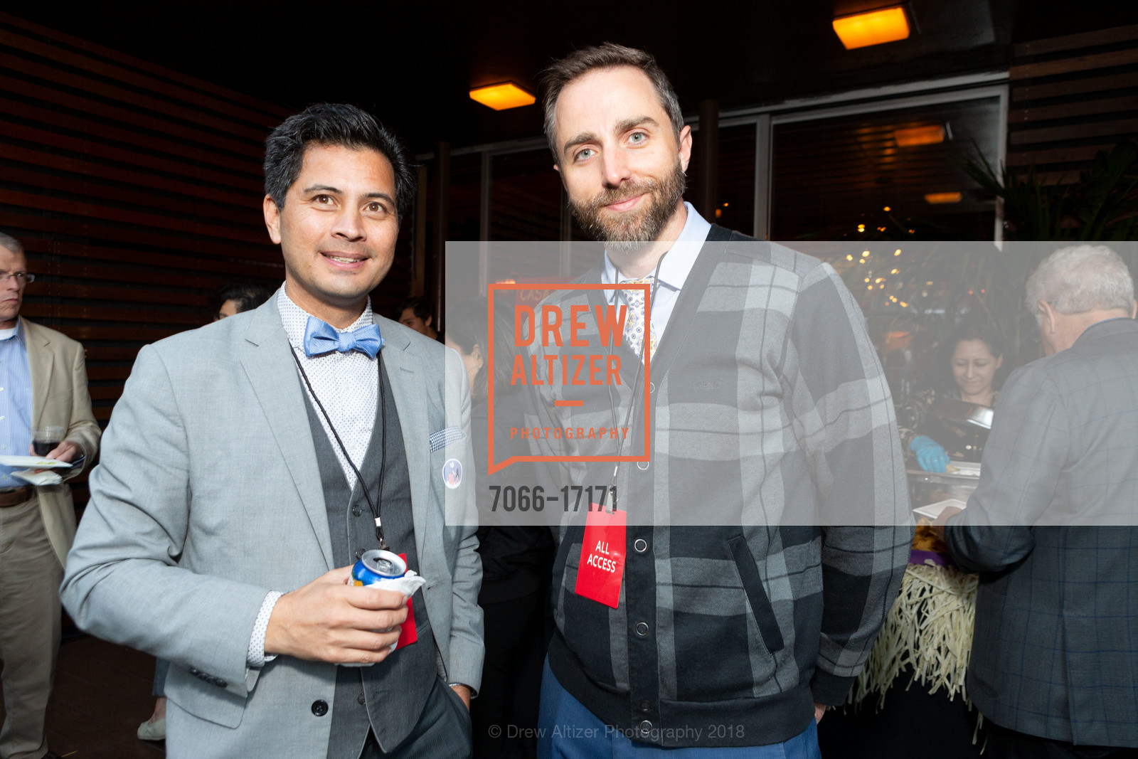 Rafael Musni, Chris Nelson, TNDC Pool Toss 2018, Phoenix Hotel. 601 Eddy St San Francisco CA 94109, October 10th, 2018, Photo #7066-17171 Rafael Musni, Chris Nelson, Photo #7066-17171