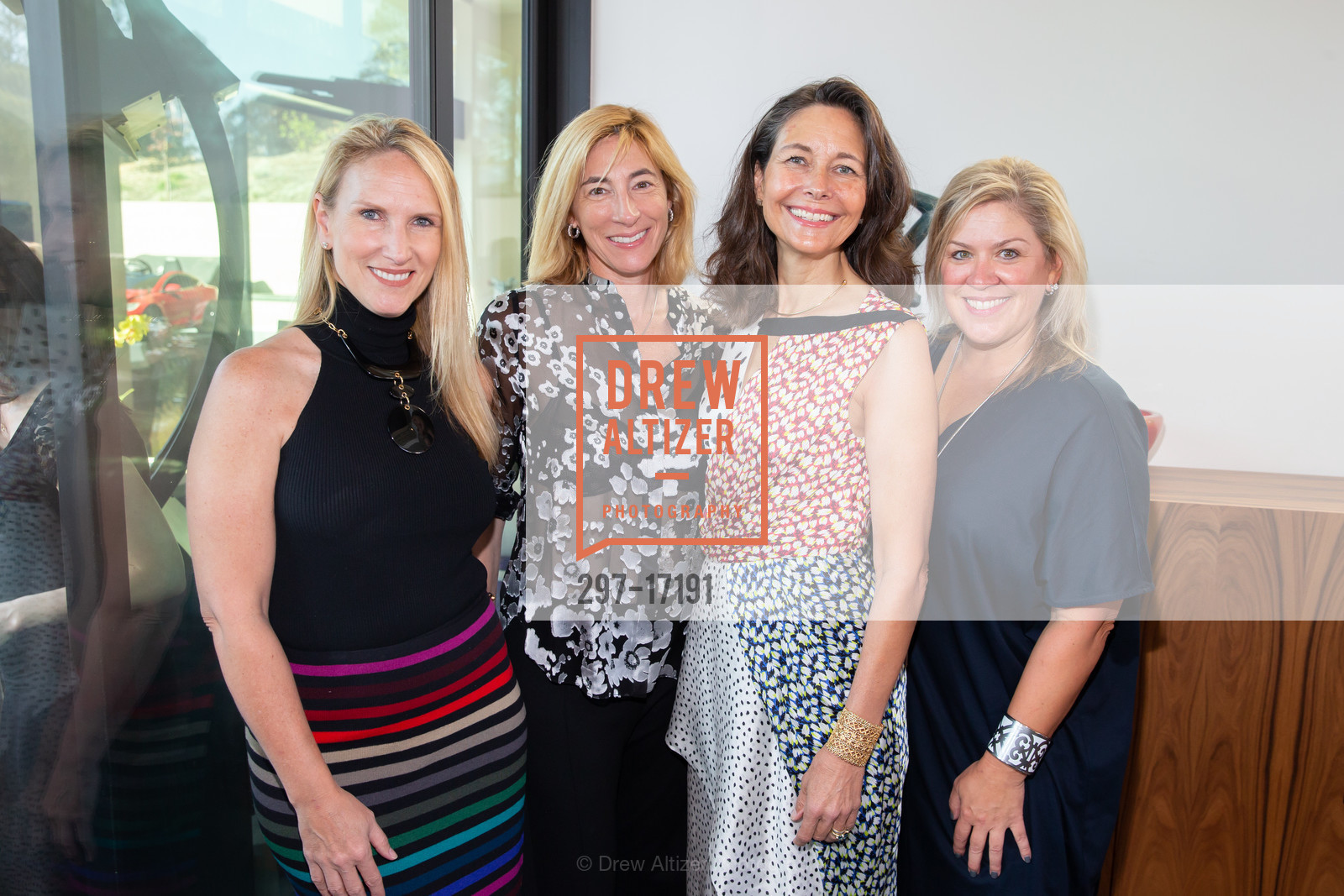 Loreen Jackson, Michelle Rosen, Amy, Amy Oliver, Photo #297-17191