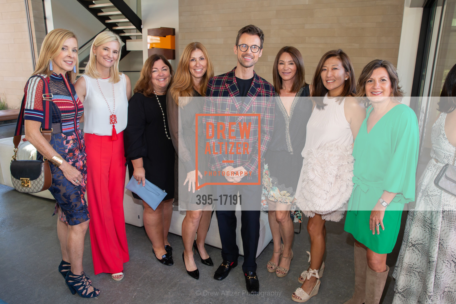 Kira Meyercord, Amy Underwood, Kelly Stucker, Paige Cattano, Brad Goreski, Thea Murphy, Ronald McDonald House Hosts Live, Life, Lunch - Style Makers and Rule Breakers 2018, Venue space. 38 Cinnamon Court, Photo #395-17191 Kira Meyercord, Amy Underwood, Kelly Stucker, Paige Cattano, Brad Goreski, Thea Murphy, Photo #395-17191