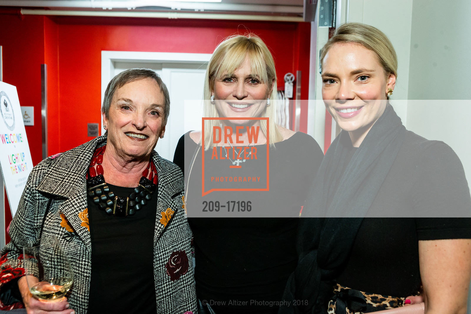 Mary Ellen Wilson, Mary Toboni, Gillian Toboni, Photo #209-17196