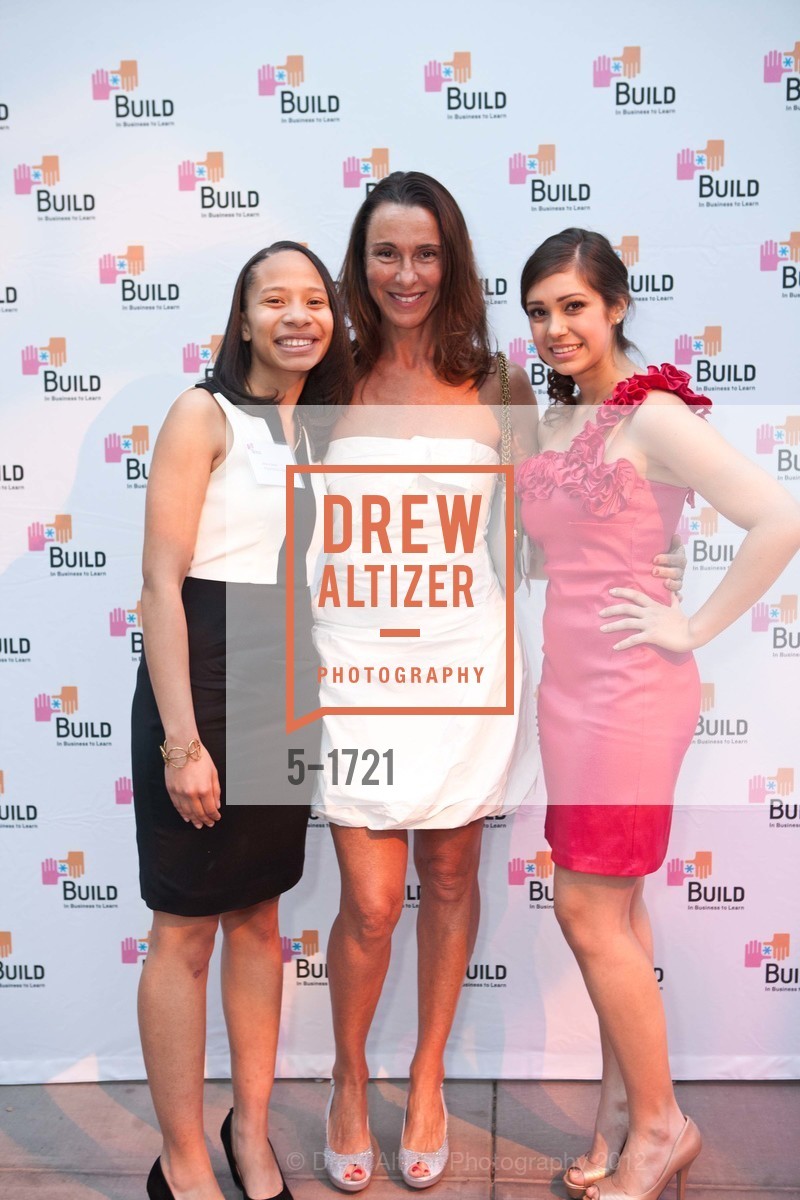Alana Banks, Elisabetta Viani Puglisi, Rosa Alvarez, The BUILD Gala 2012, US, March 23rd, 2012, Photo #5-1721 Alana Banks, Elisabetta Viani Puglisi, Rosa Alvarez, Photo #5-1721