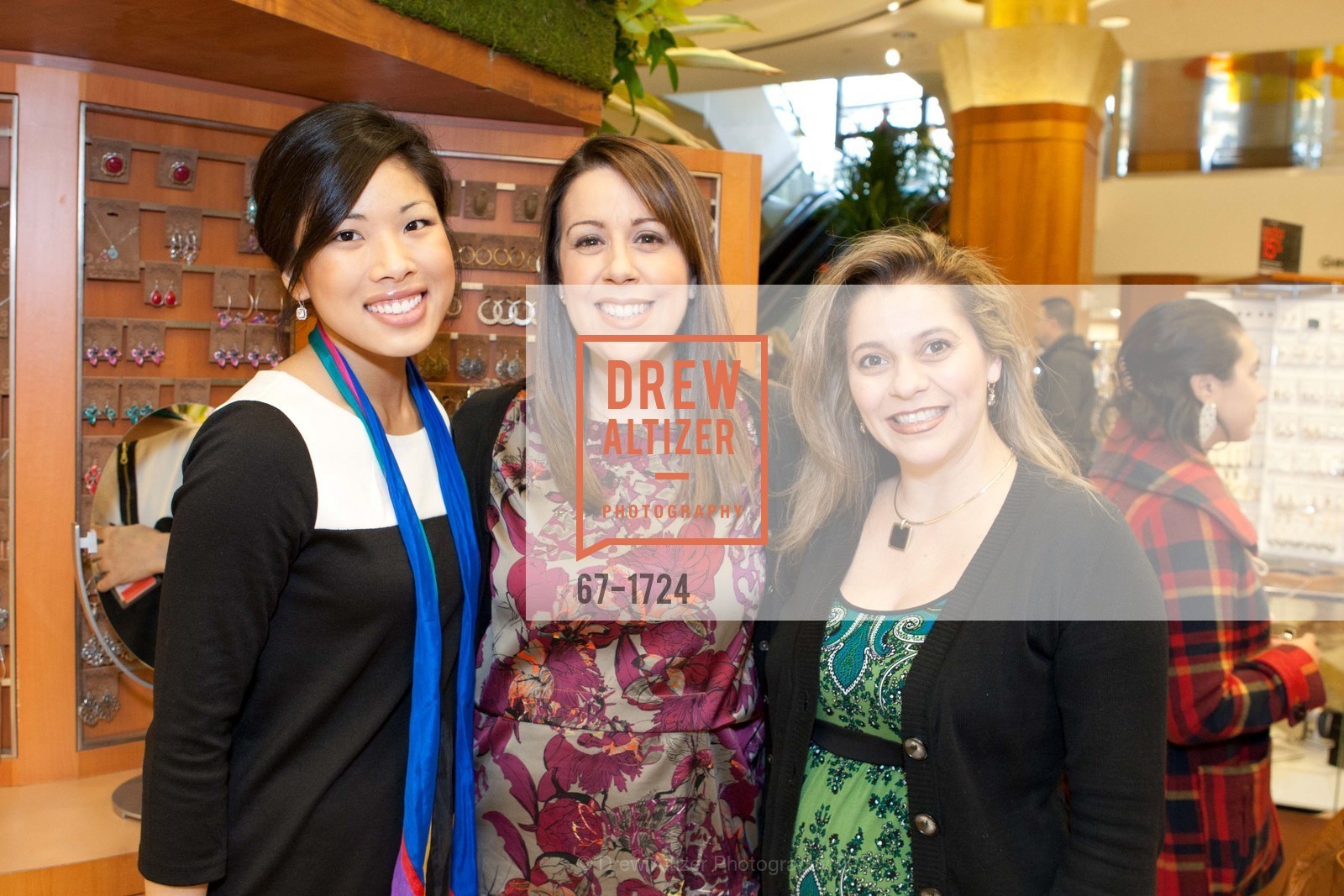 Lesley Makishima, Lia Battaglia-Perez, Amalia Hernandez, MACY'S Flower Show Kick-Off Breakfast, US, March 23rd, 2012, Photo #67-1724 Lesley Makishima, Lia Battaglia-Perez, Amalia Hernandez, Photo #67-1724