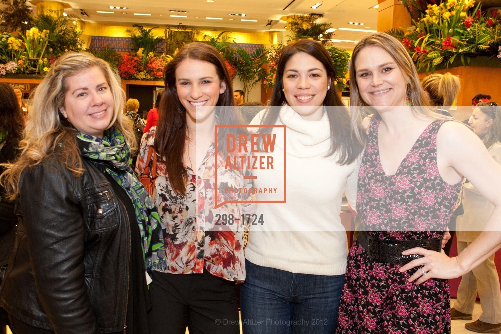 Julie Enright with Vlexis Feldbrill, Dani Lomas and Shannon Murphy