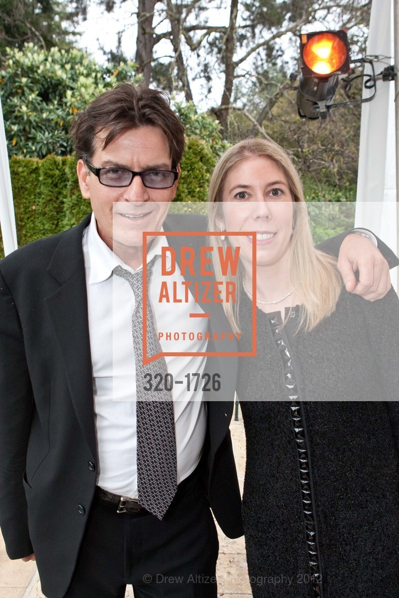 Charlie Sheen, Courtney Charney, Photo #320-1726