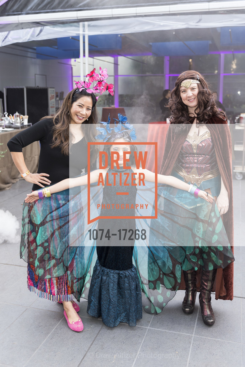 Janice Henrikson, Brook Henrikson, Monica Duffy, SuperNatural Halloween 2018 at The California Academy of Sciences, California Academy of Sciences. 55 Music Concourse Drive, Photo #1074-17268 Janice Henrikson, Brook Henrikson, Monica Duffy, Photo #1074-17268