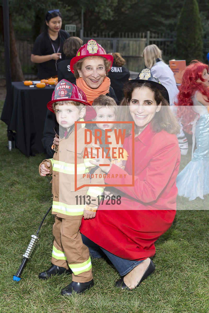 Lynn Bunim, Leslie Bunim, SuperNatural Halloween 2018 at The California Academy of Sciences, California Academy of Sciences. 55 Music Concourse Drive, Photo #1113-17268 Lynn Bunim, Leslie Bunim, Photo #1113-17268