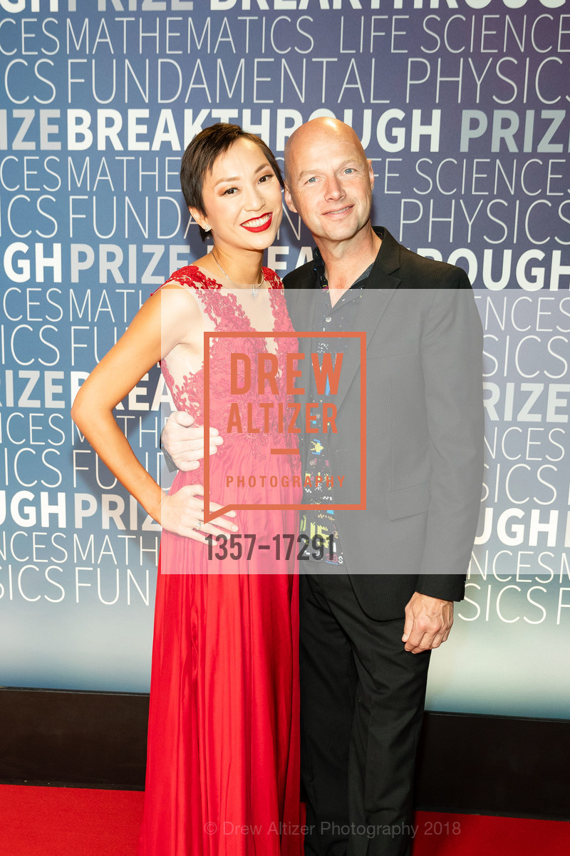 Doreen Xia, Sebastian Thrun, Photo #1357-17291