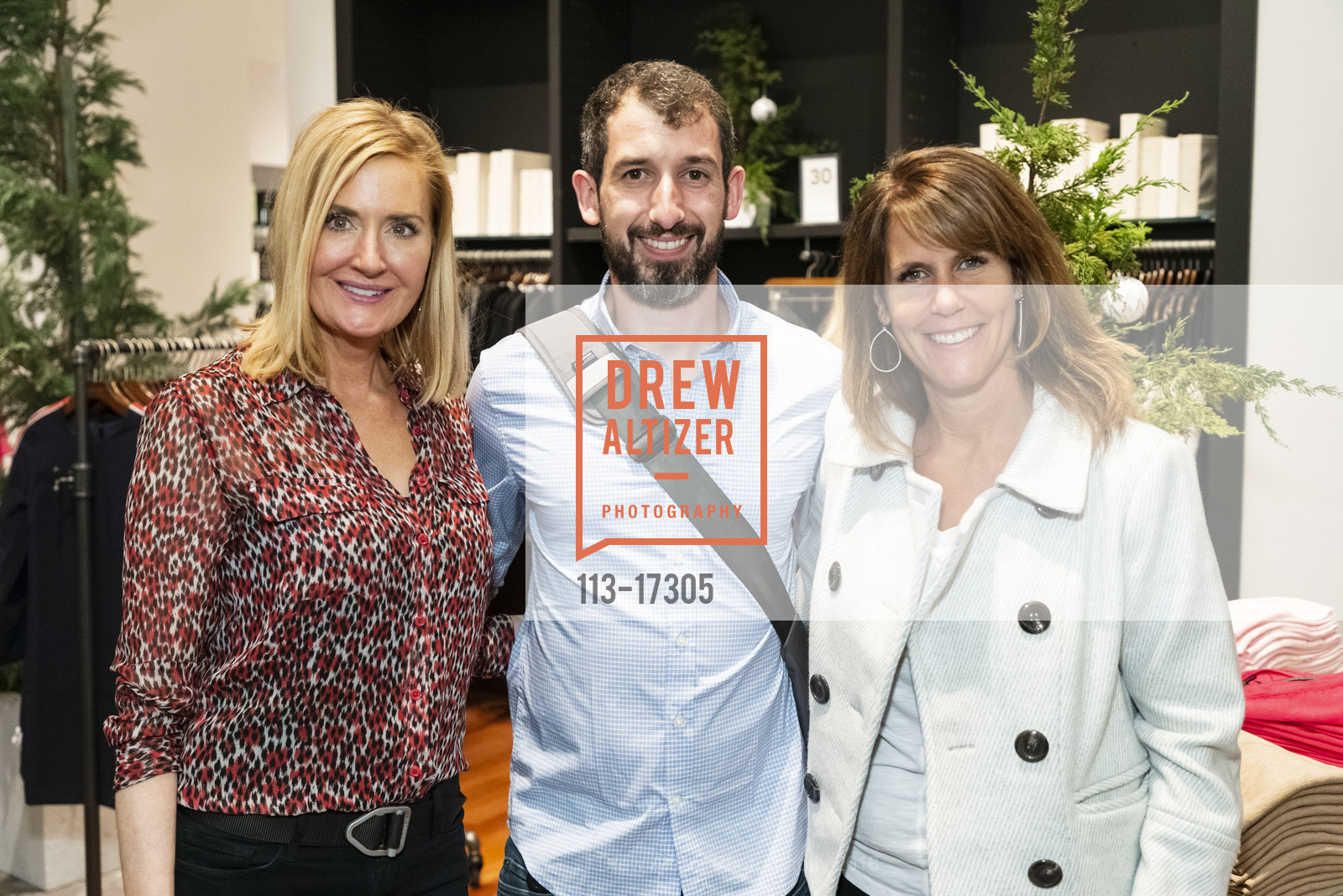 Rachel Thomson, Brian Rooney, Carina McAdams, Banana Republic Cos Bar Beauty Shop Launch 2018, Banana Republic. 256 Grant Avenue, November 8th, 2018, Photo #113-17305 Rachel Thomson, Brian Rooney, Carina McAdams, Photo #113-17305
