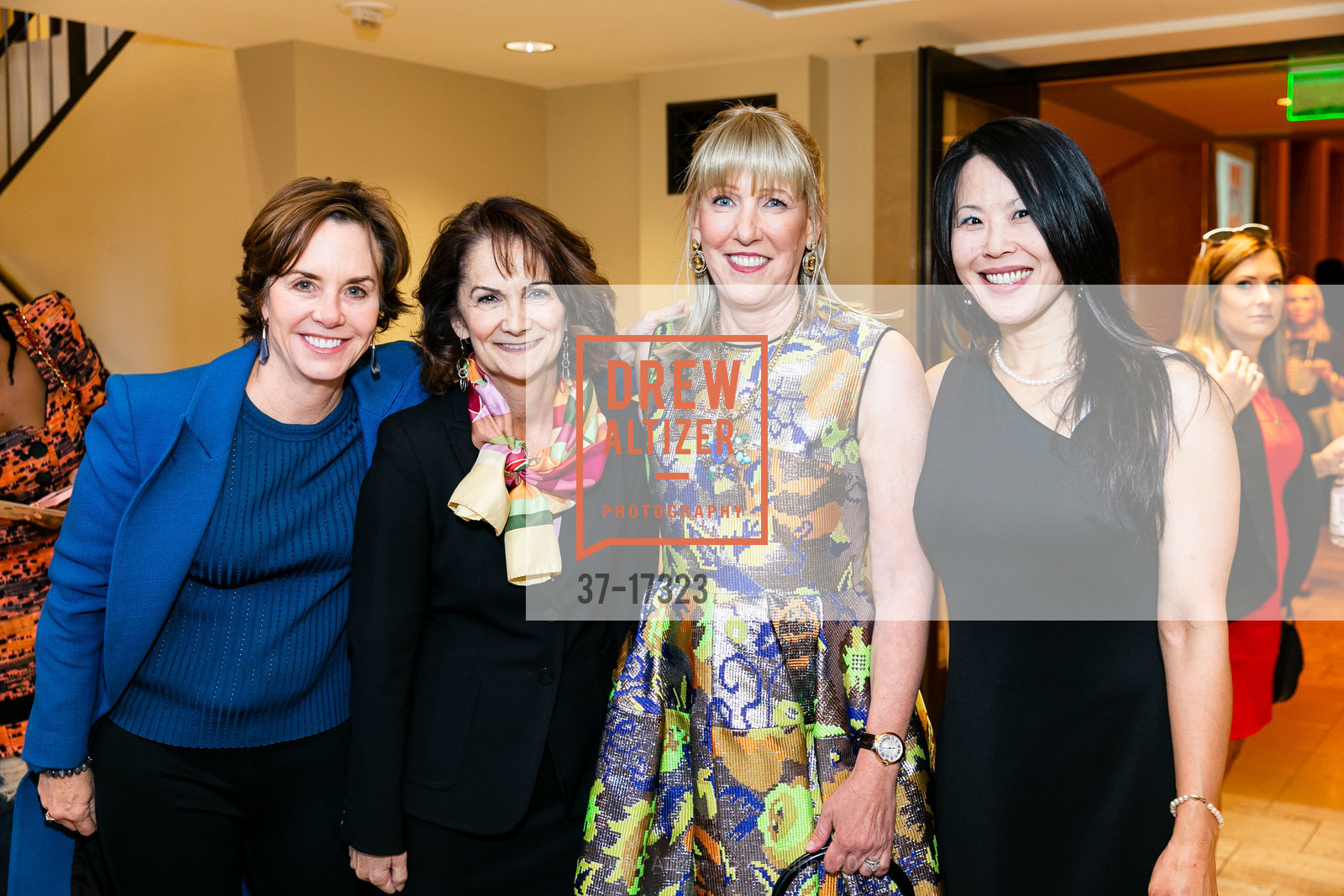 Carrie Schwab-Pomerantz, Janet Guthrie, Sonja Perkins, Tomoko Koyama, Project Glimmer 2018 Luncheon, The Bently Reserve. 301 Battery St, November 7th, 2018, Photo #37-17323 Carrie Schwab-Pomerantz, Janet Guthrie, Sonja Perkins, Tomoko Koyama, Photo #37-17323
