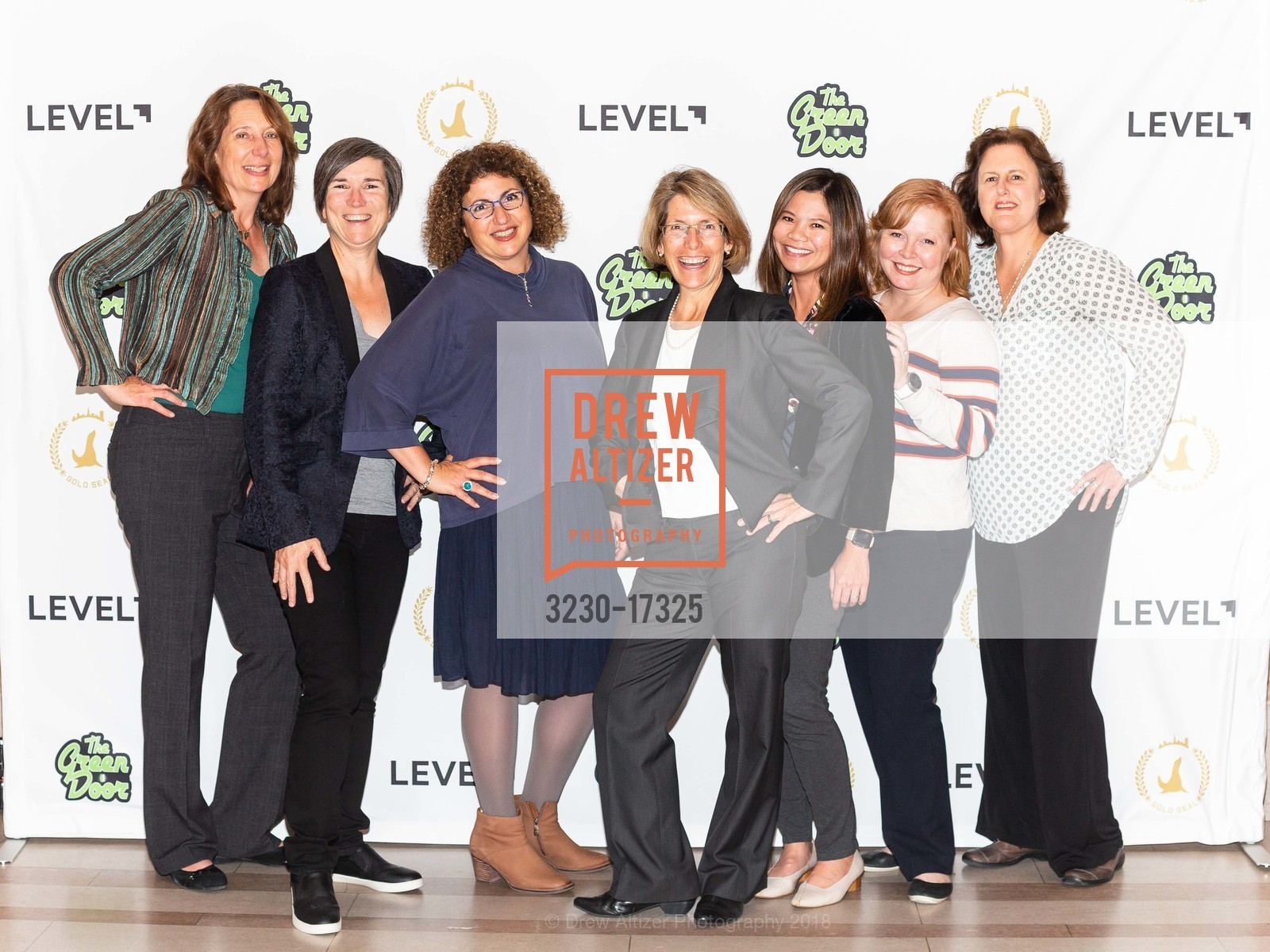 Jody Sander, Briana Reyes, Jean Fraser, Angela Choy, Sherry Shilling, Carla DeGraff, Excellence In Business Awards (Ebbies) hosted by the SF Chamber of Commerce, Herbst Theater. 401 Van Ness Ave, November 7th, 2018, Photo #3230-17325 Jody Sander, Briana Reyes, Jean Fraser, Angela Choy, Sherry Shilling, Carla DeGraff, Photo #3230-17325
