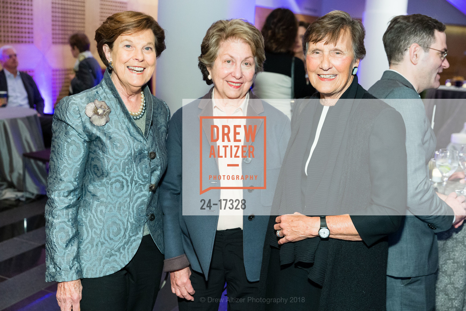Mary Robinson, Nancy Bowes, Susy Wadsworth, Photo #24-17328