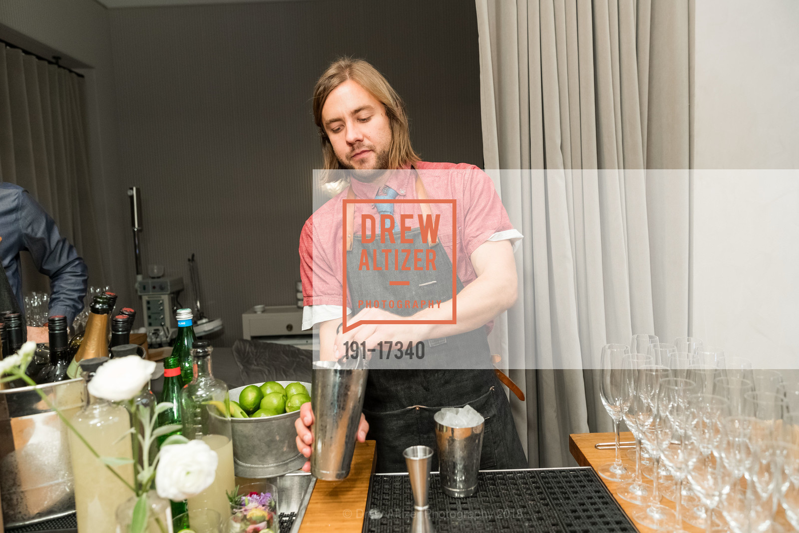 Alex Swain, True Botanicals SF Flagship Opening Party, True Botanicals Flagship. 524 Washington Street, November 14th, 2018, Photo #191-17340 Alex Swain, Photo #191-17340