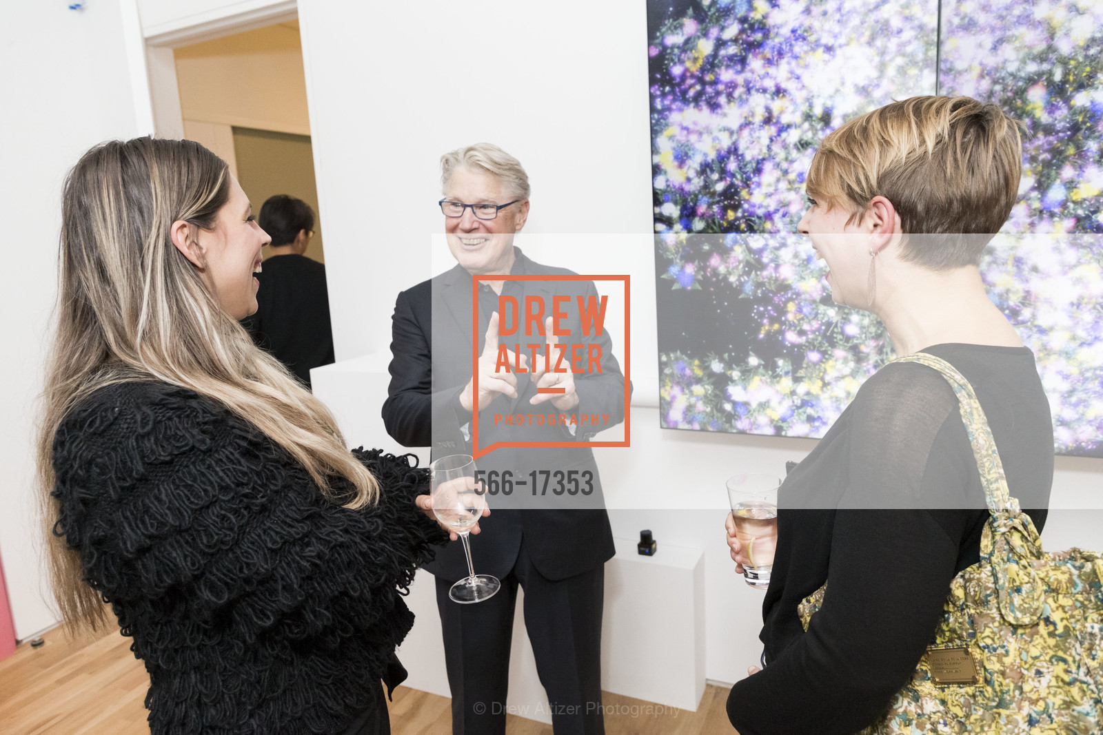 Reina Miller, Carol White, Pace Gallery - teamLab 2018, Pace Galler. 229 Hamilton Ave, Photo #566-17353 Reina Miller, Carol White, Photo #566-17353