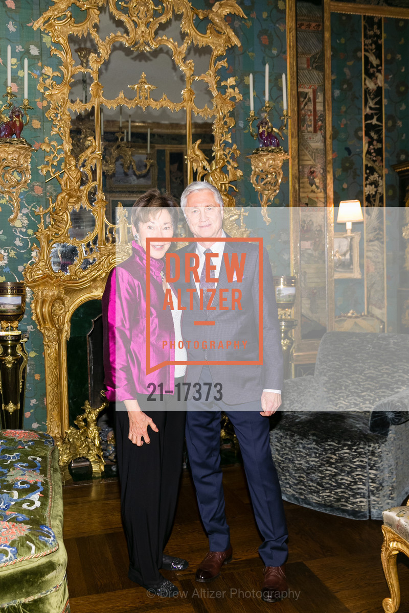 Eileen Crane, Gregory Groth, Gordon and Ann Getty host Festival Napa Valley, Private Residence, Photo #21-17373 Eileen Crane, Gregory Groth, Photo #21-17373